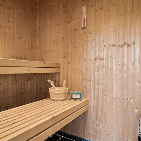 Hakan - 900m From The Sea By Interhome